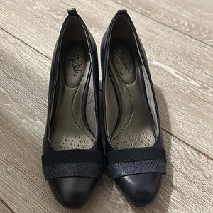Life Stride soft system Blue wedge heel dress shoe size 9 1/2 M